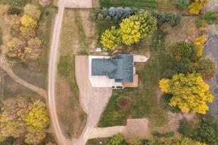 1841 100th St - Photo 29