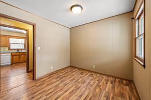 6048 Elm St - Photo 9