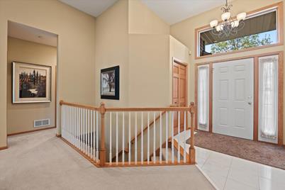 2841 Carver Park Circle, Woodbury, MN 55125 - Photo 3