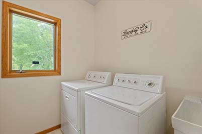 2841 Carver Park Circle, Woodbury, MN 55125 - Photo 11