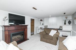 915 24th St NW - Photo 11