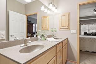 2055 Rushmore Dr - Photo 5
