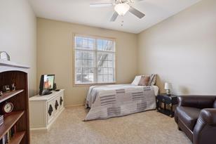 2055 Rushmore Dr - Photo 23