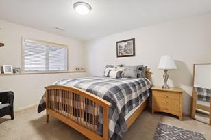 2055 Rushmore Dr - Photo 11