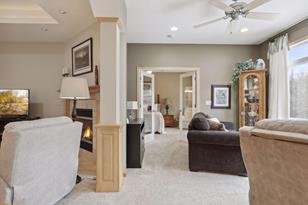 2055 Rushmore Dr - Photo 25