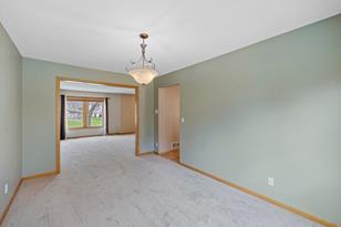 9597 Brookview Cir - Photo 11