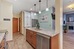2560 Mallard Dr - Photo 3