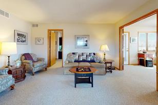 1802 Clubhouse Dr NE - Photo 3