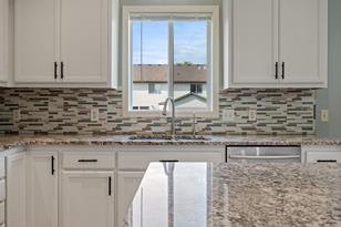 1820 Wyndam Dr - Photo 11