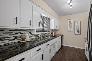 6812 Zenith Ave N - Photo 7