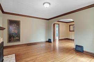 5729 Wentworth Ave - Photo 3