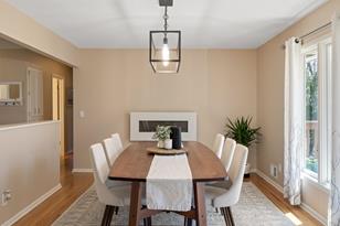 10020 Upton Rd - Photo 7