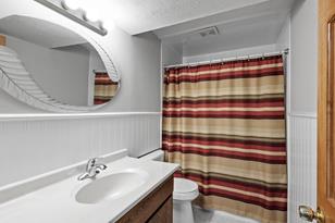 8209 Xenia Ave N - Photo 17