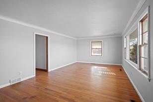 1450 Nevada Ave E - Photo 3