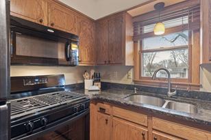 221 Yoho Dr - Photo 15