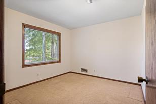 308 Hillcrest Ln - Photo 11