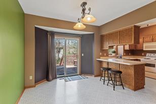 629 5th St SW - Photo 3