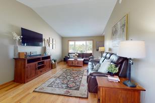 1064 Idso Ct - Photo 5