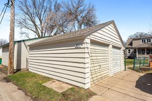 3017 York Ave N - Photo 69