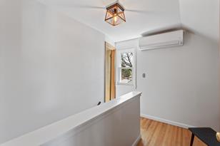 3017 York Ave N - Photo 37