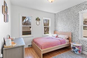 3017 York Ave N - Photo 25