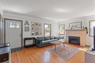 3017 York Ave N - Photo 3