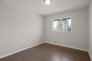 5249 W 95th St - Photo 17