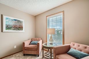 5150 Fairpoint Dr N - Photo 11