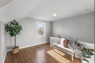 1442 Larpenteur Ave W - Photo 17