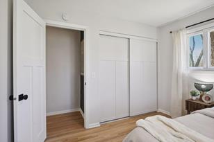 8226 Hiawatha Ave - Photo 17