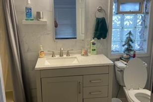 640 Van Buren St NE - Photo 17