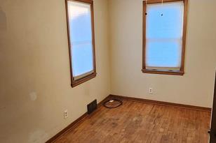 460 Center Ave S - Photo 9