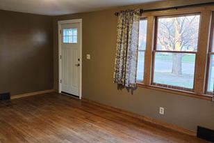 460 Center Ave S - Photo 7