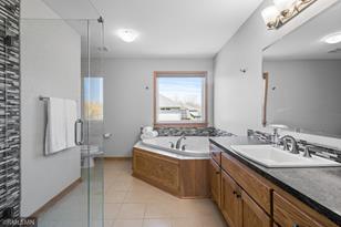 3047 Woodale Dr - Photo 11