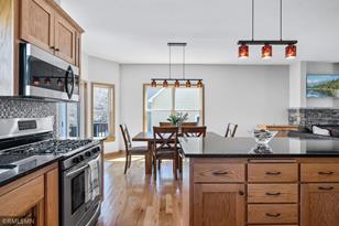 3047 Woodale Dr - Photo 3