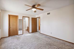 12858 Essex Way - Photo 11