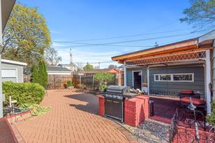 1432 Parkview Ln NE - Photo 19