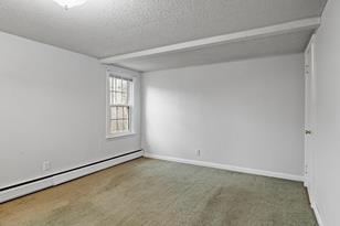 220 Kingsley St S - Photo 9