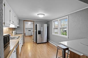 220 Kingsley St S - Photo 3