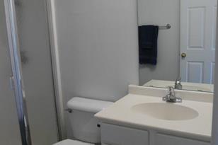 5630 Winnetka Ave N - Photo 9