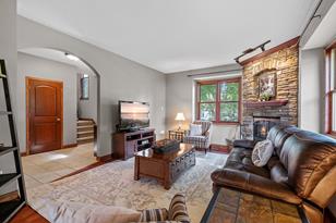 1584 Merrill St - Photo 9