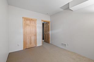 1584 Merrill St - Photo 27