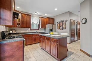 1584 Merrill St - Photo 13