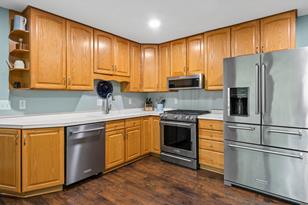 1308 Dunberry Ln - Photo 3