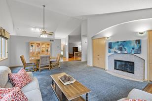 2705 Boulder Dr - Photo 3