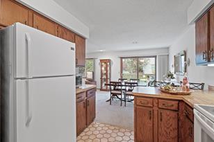 2527 Rose Ave E - Photo 9