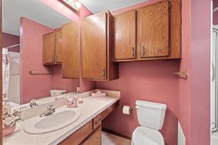 2527 Rose Ave E - Photo 13
