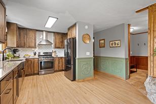 544 Ryan Ave W - Photo 9