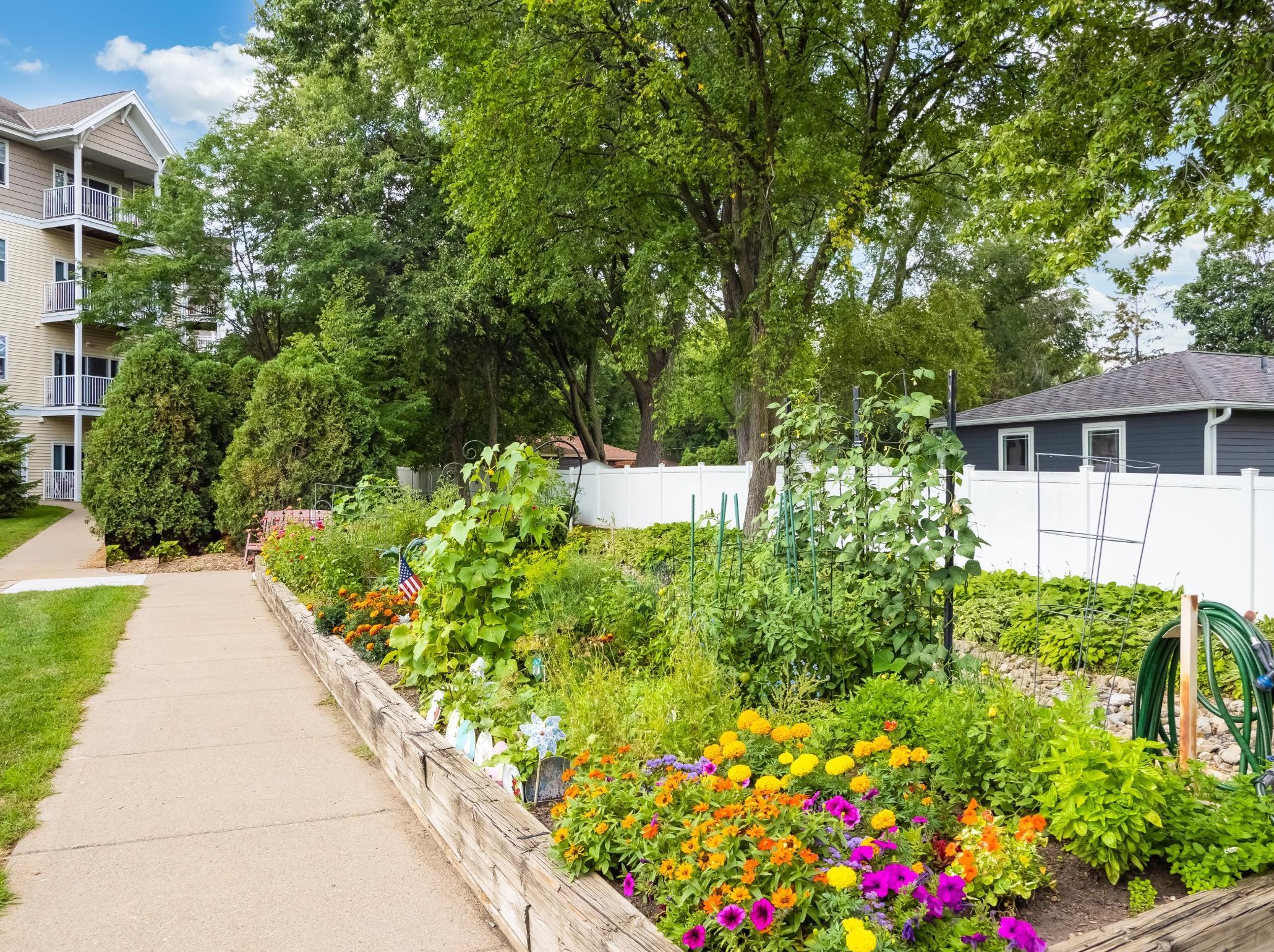 8341 Lyndale Ave S 211, Bloomington, MN 55420 MLS 6373340 Coldwell