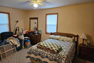 520 Geary Ave NE - Photo 3